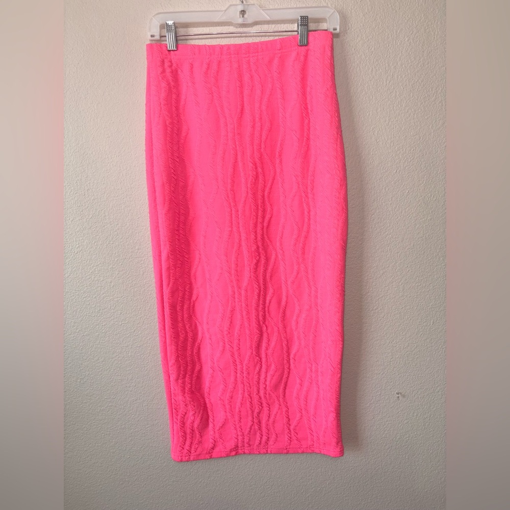 Shein Neon Pink Textured Midi Skirt Women’s Medium Bodycon Stretch Pencil Skirt